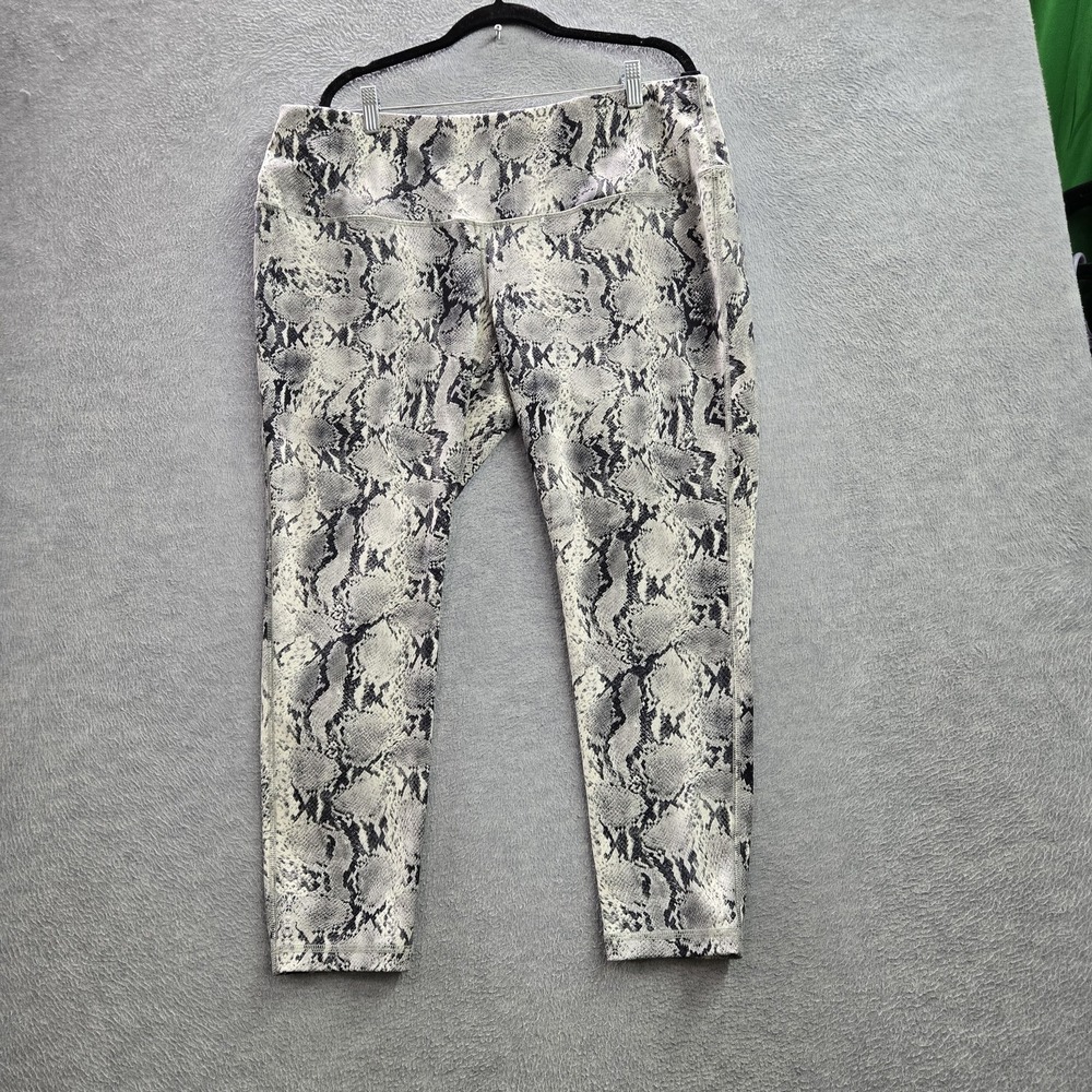 Chico's Zenergy Women Pants 3P Gray Snakeskin Print Dress Pants 24"